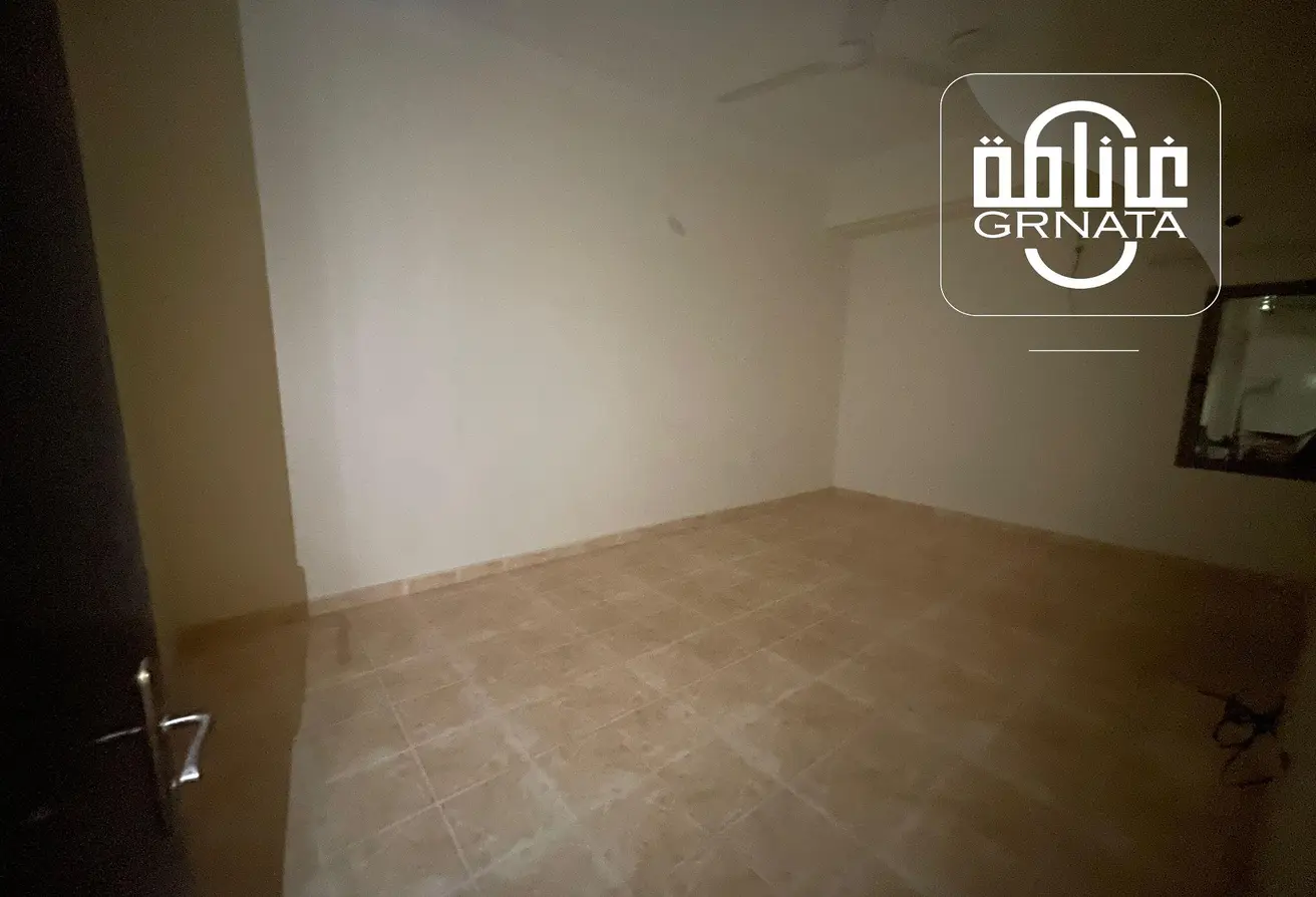 شقة للإيجار في عراد